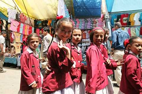 Wir glauben, in Darjeeling ist stndig irgendwo gerade Schule aus